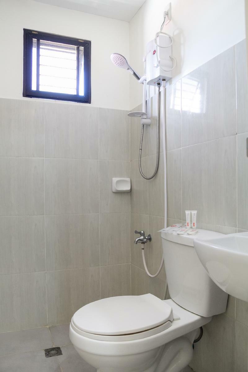 Oyo 150 Davao Airport View Hotel מראה חיצוני תמונה